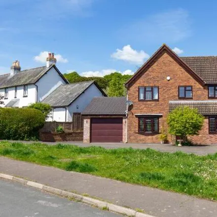 Buy this 4 bed house on Loxwood Road in Catherington, PO8 9SX