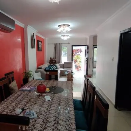 Rent this 4 bed house on unnamed road in 090902, Guayaquil