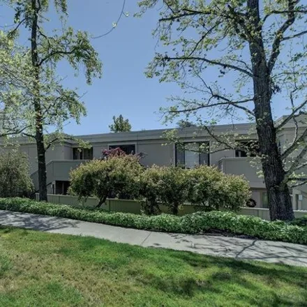 Buy this 2 bed condo on 1264 Rockledge Lane in Walnut Creek, CA 94595
