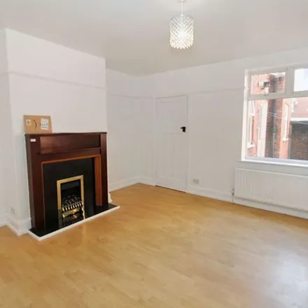 Rent this 2 bed apartment on Simonside Terrace in Newcastle upon Tyne, NE6 5JX