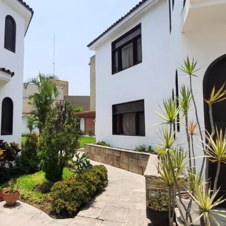 Rent this 3 bed house on Altobe in Calle Los Albaricoques, La Molina
