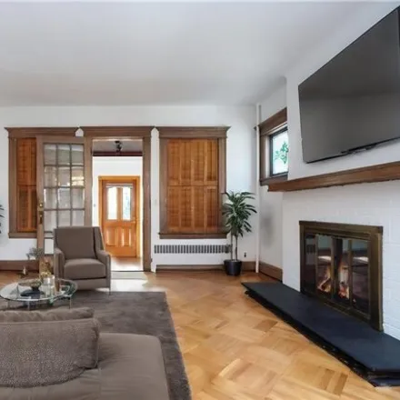 Image 4 - 1753 West 11th Street, New York, NY 11223, USA - Duplex for sale