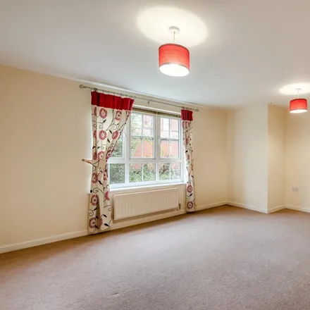 Image 5 - Chester, Thomas Brassey Close, CH2 3AE, United Kingdom - Apartment for rent