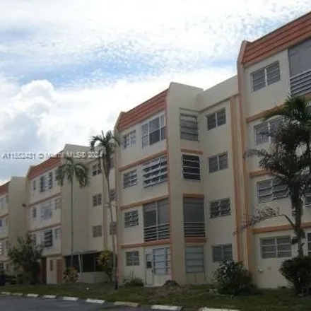 Buy this 1 bed condo on Ste 112 Northwest 41st Avenue in Lauderdale Lakes, FL 33313
