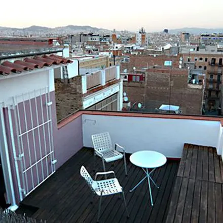 Image 4 - Carrer d'en Fontrodona, 1, 08004 Barcelona, Spain - Apartment for rent