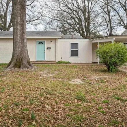 Buy this 3 bed house on 1534 Cranford Road in Memphis, TN 38117