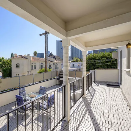 Image 5 - 9917 Robbins Drive, Beverly Hills, CA 90212, USA - House for rent