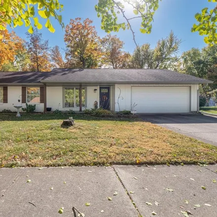 Image 1 - 5917 Lakeland Drive, Indianapolis, IN 46220, USA - House for sale