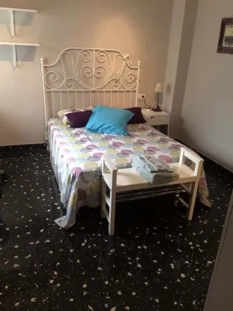 Rent this 5 bed room on Passeig de la Petxina in 46008 Valencia, Spain