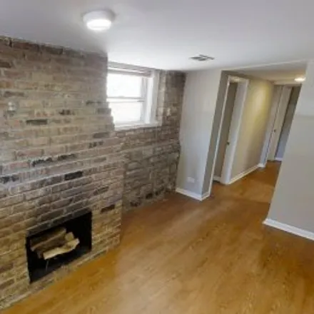 Image 1 - #br,3433 North Elaine Place, Lake View East, Chicago - Apartment for rent