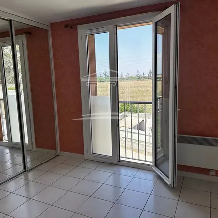 Rent this 3 bed apartment on 2 Avenue Gustave Goutarel in 84130 Le Pontet, France
