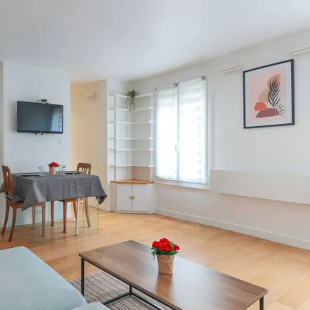 Rent this 2 bed apartment on 25 Rue Véron in 75018 Paris, France
