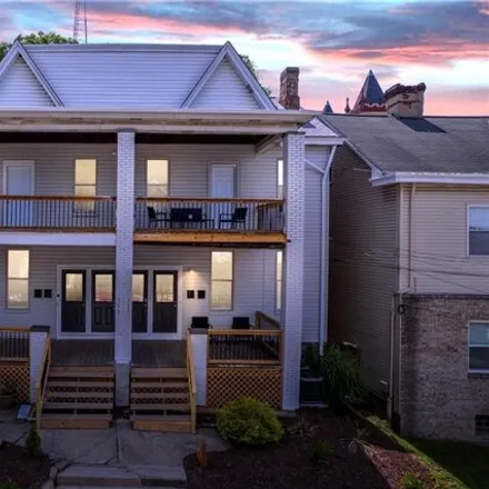 Buy this studio house on 159 Maple Terrace in Pittsburgh, PA 15211