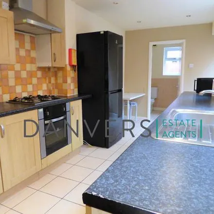 Rent this 5 bed townhouse on 20-36 Briton Street in Leicester, LE3 0AA