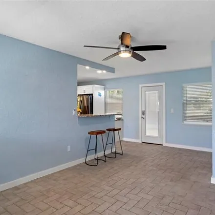 Image 7 - 5664 Riverview Drive, New Port Richey, FL 34652, USA - House for sale