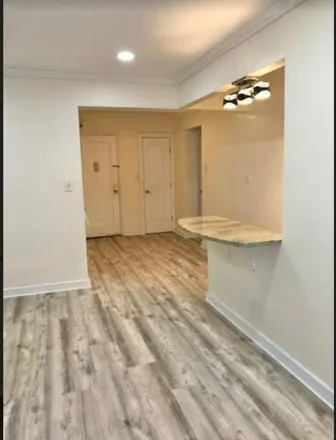 Image 3 - 150-20 71st Avenue, New York, NY 11367, USA - Apartment for sale