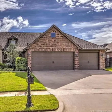 Buy this 4 bed house on 9367 North 95th East Avenue in Owasso, OK 74055