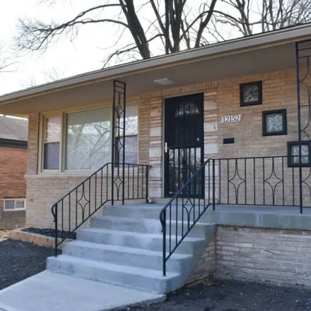 Buy this 3 bed house on 12152 South Union Avenue in Chicago, IL 60628