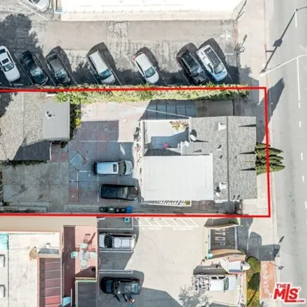 Image 1 - 2352 W 3rd St, Los Angeles, California, 90057 - House for sale