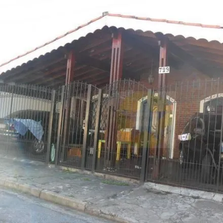 Buy this 3 bed house on Rua Oswaldo Barreto in Alvinópolis, Atibaia - SP