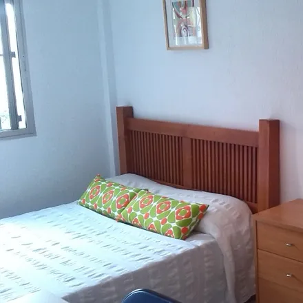 Rent this 3 bed room on Calle Playa de Matalascañas in 41009 Seville, Spain