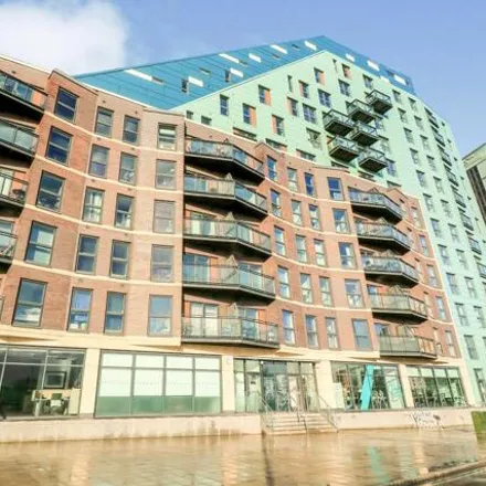Buy this 1 bed apartment on One Brewery Wharf in Bowman Lane, Leeds