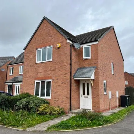 Buy this 3 bed house on Yew Tree Close in Shrewsbury, SY1 2UR