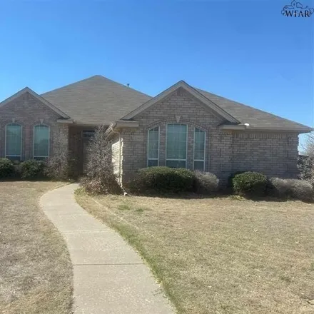 Rent this 3 bed house on 5386 Ridgecrest Drive in Wichita Falls, TX 76310