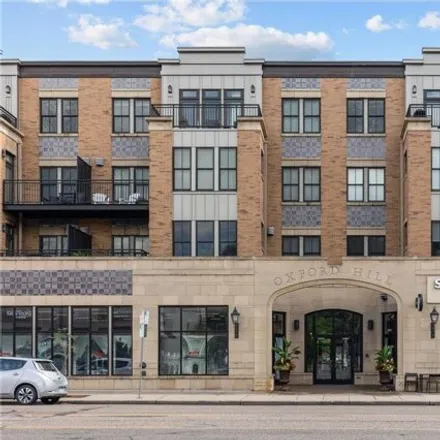 Image 2 - 1060 Grand Ave Unit 404, Saint Paul, Minnesota, 55105 - Condo for sale