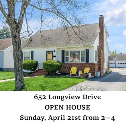 Buy this 3 bed house on Turfland Mall in 652 Longview Drive, Lexington