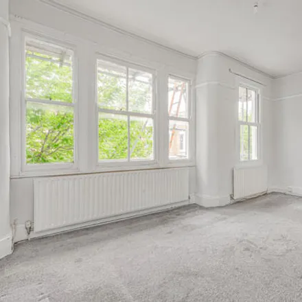 Rent this 3 bed room on Edenvale Street in London, SW6 2SE