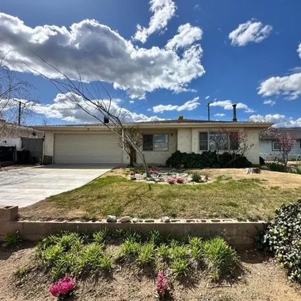 Buy this 3 bed house on 250 Bartlett Street in Tehachapi, CA 93561