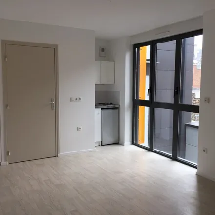 Image 5 - 1 Rue Allart, 80000 Amiens, France - Apartment for rent