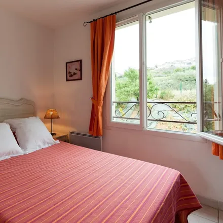 Rent this 2 bed apartment on Paradou in Route de Belle Croix, 13520 Paradou