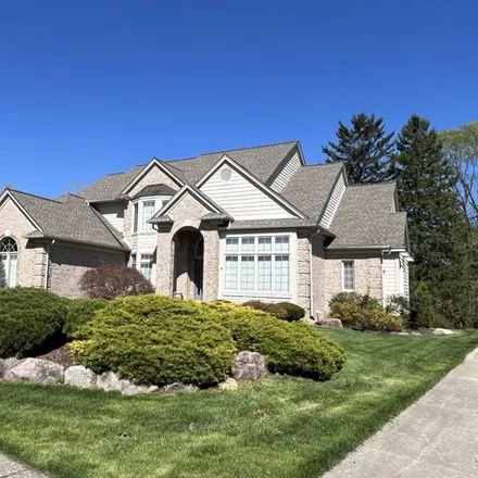 Buy this 4 bed house on 53612 Cherrywood Drive in Shelby Charter Township, MI 48315