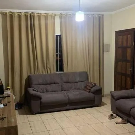 Buy this 3 bed house on Avenida Otávio Braga de Mesquita 2749 in Vila Barros, Guarulhos - SP