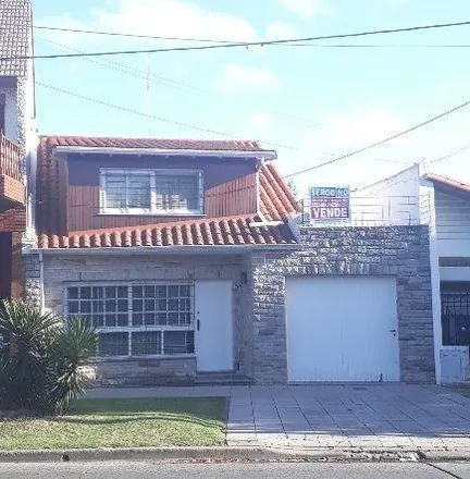 Buy this 3 bed house on Pizzurno 198 in Bernal Oeste, B1878 FDC Bernal
