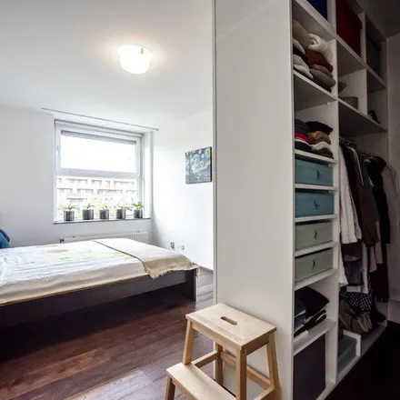 Rent this 4 bed apartment on Jan van Duivenvoordestraat 127 in 1067 MT Amsterdam, Netherlands