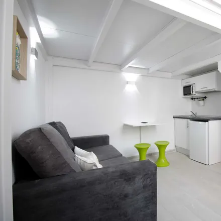 Image 1 - Calle de Santoña, 39, 28026 Madrid, Spain - Apartment for rent