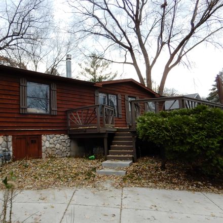 Rent this 3 bed house on Rock St in Janesville, WI