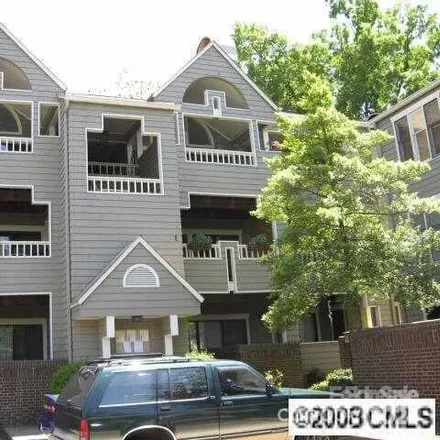 Buy this 2 bed condo on 212 W 10th St in Charlotte, North Carolina