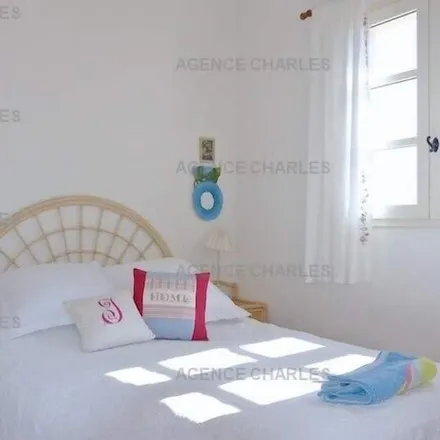 Rent this 2 bed duplex on 83230 Bormes-les-Mimosas