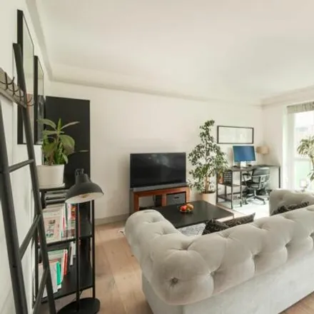 Buy this 1 bed apartment on Prome House in Green Lanes, London