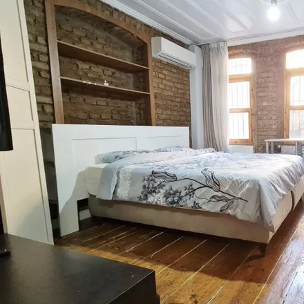 Rent this studio apartment on Çukur Sokağı in 34435 Beyoğlu, Turkey
