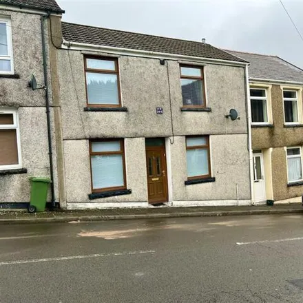Buy this 2 bed townhouse on Mountain Road in Cwmaman, CF44 6HS