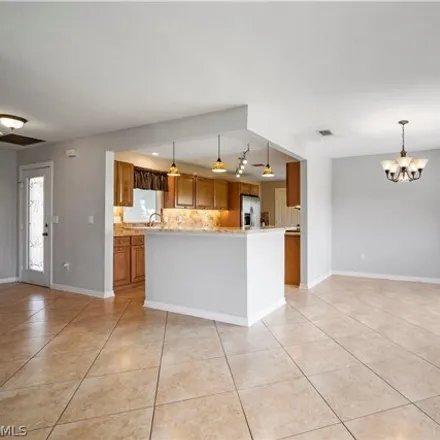 Image 9 - 4873 Tredegar Ln, Fort Myers, Florida, 33919 - House for sale