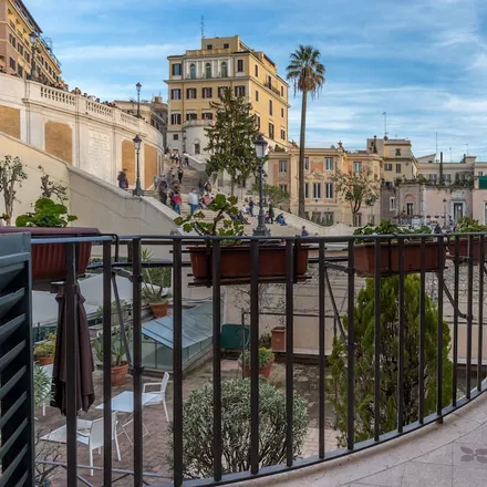 Rent this studio house on Piazza di Spagna 20