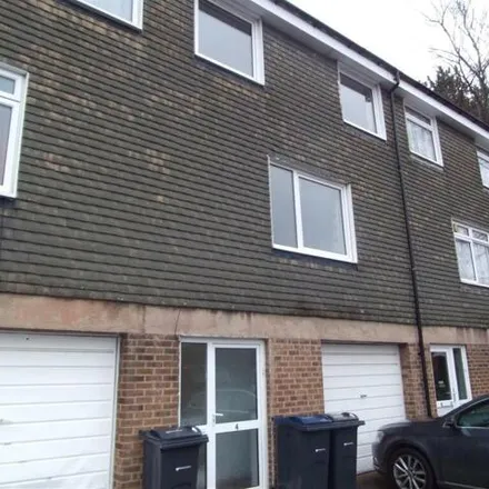 Rent this 3 bed townhouse on Leeson Walk in Harborne, B17 0LU