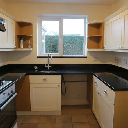 Image 4 - Cedarwood Court, Knowsley, L36 5YY, United Kingdom - House for rent