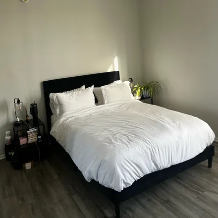 Rent this 1 bed room on 3864 West 5th Street in Los Angeles, CA 90020